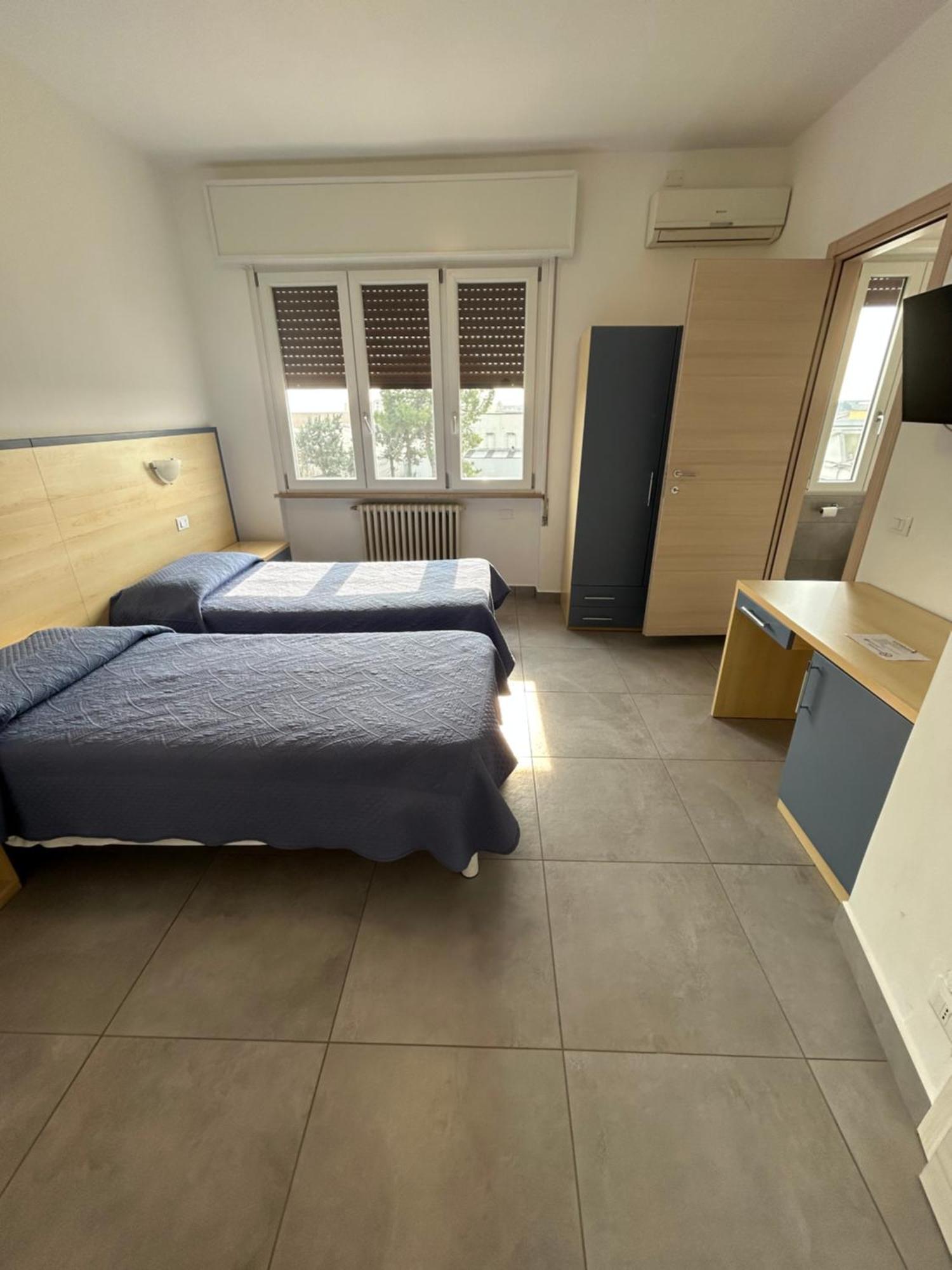 Hotel Marchina Брешия Экстерьер фото